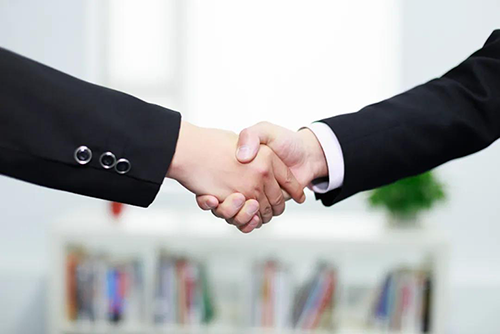 秉持着“专注创新，用心服务”的理念，不朽情缘mg官网一直把每一个客户当作是公司的VIP